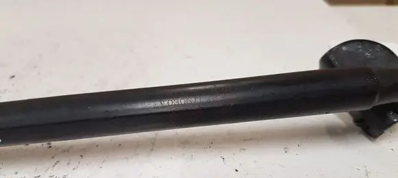 KIA Sorento Tailgate/trunk strut/damper 811813E010