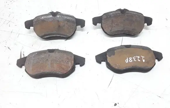 Opel Vectra C Brake pads (front) 