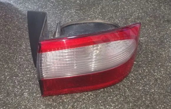 Renault Laguna II Rear/tail lights 8200002474