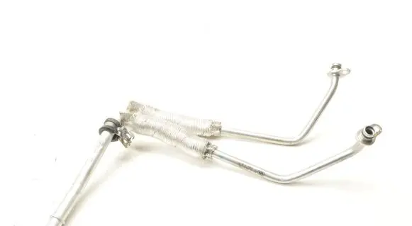 Porsche Macan (95B) Engine coolant pipe/hose 06M145910G