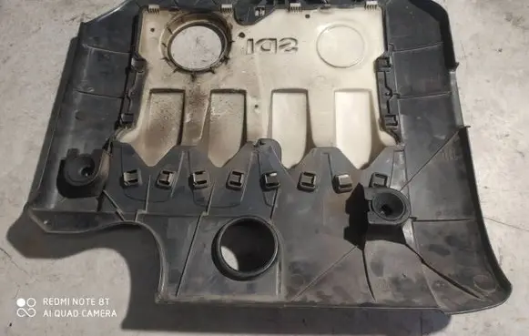 Volkswagen Golf V Engine cover (trim) 03G103925BJ