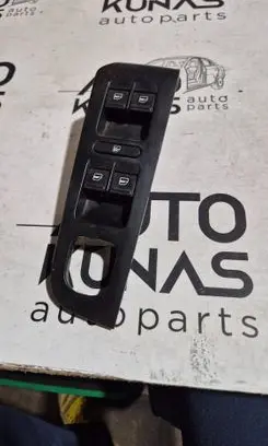 Skoda Superb B6 (3T) Electric window control switch 3T1867171