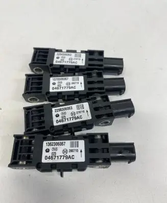 Jeep Grand Cherokee Airbag deployment crash/impact sensor 04671779AC 280710 1362306067