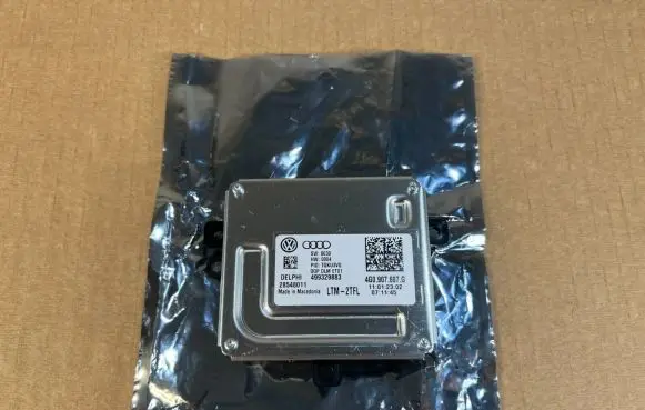 Volkswagen PASSAT B8 LED ballast control module 4G0.907.697.G