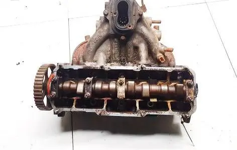 Volkswagen Golf II Engine head 026103373q 0561c3451