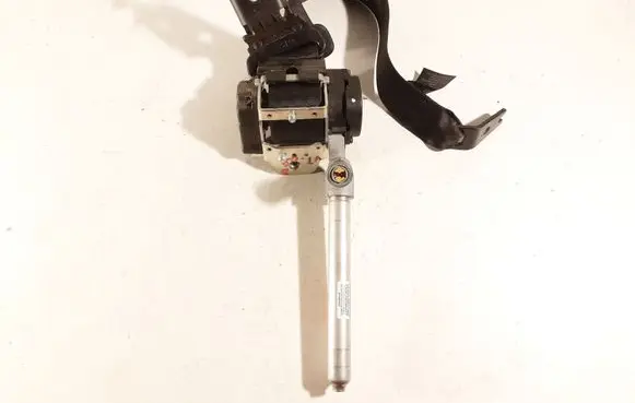 Volvo V70 Rear seatbelt 39859392