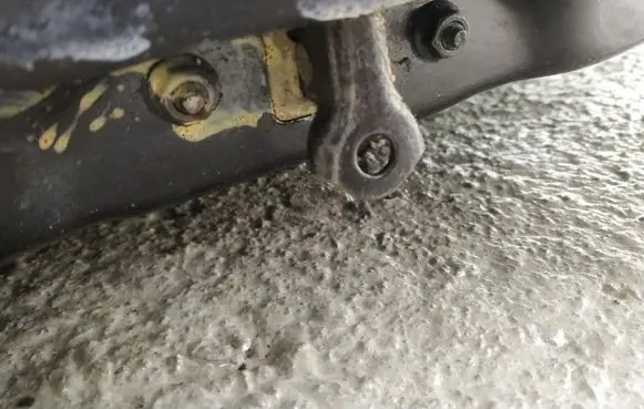KIA Ceed Rear door check strap stopper
