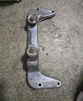 BMW 3 E36 Gear shift cable bracket 1141833