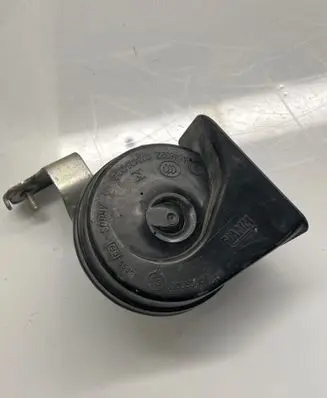 Mercedes-Benz A W176 Horn signal 002408 A046522