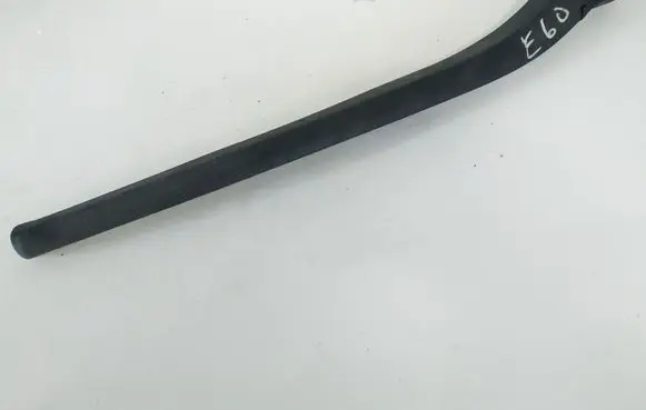 BMW 5 F10 F11 Rear wiper blade arm 61627066175