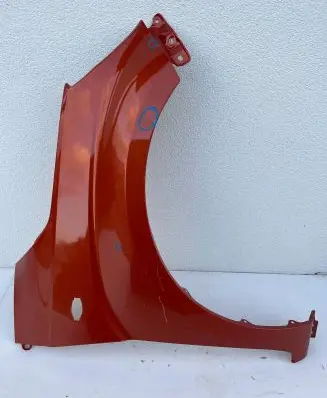 Suzuki Ignis Fender