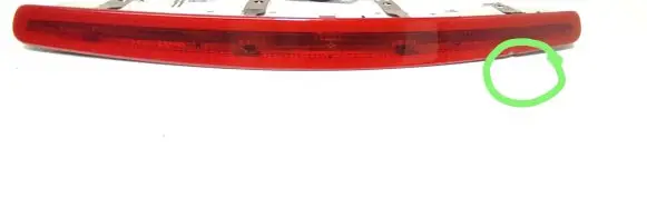 Third/center stoplight