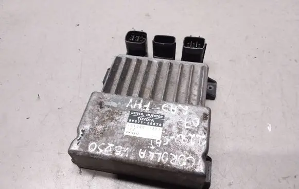 Toyota Corolla Verso AR10 Fuel injection control unit/module 8987120070