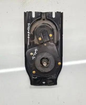 Dodge Durango III Spare wheel mounting bracket 