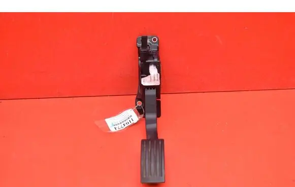 Ford Focus ST Accelerator throttle pedal EV619F836AA
