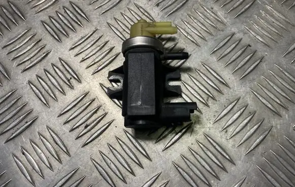 Peugeot 508 Turbo solenoid valve 9672875080 70163302 10T360