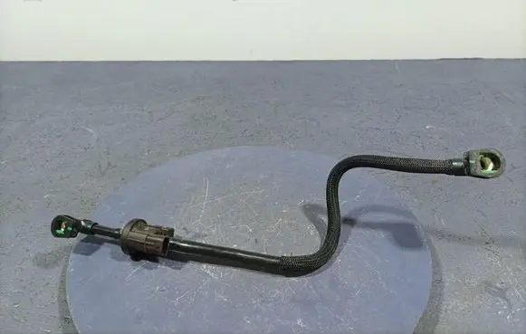 Volvo XC60 Fuel line pipe 32312303