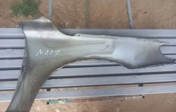 Volvo V70 Fender
