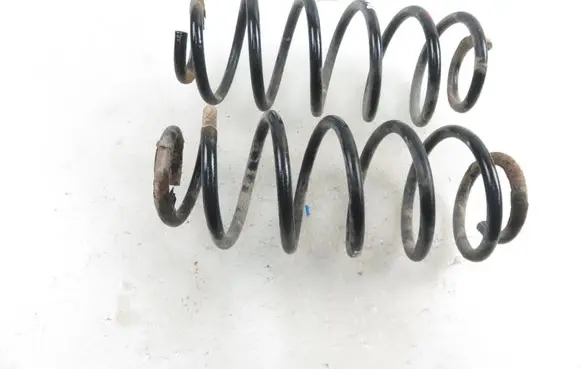 Toyota Yaris Rear coil spring 