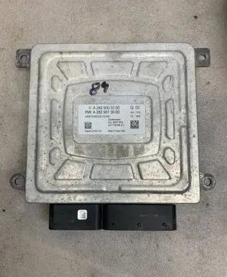 Mercedes-Benz A W177 Engine control unit/module A2829003300