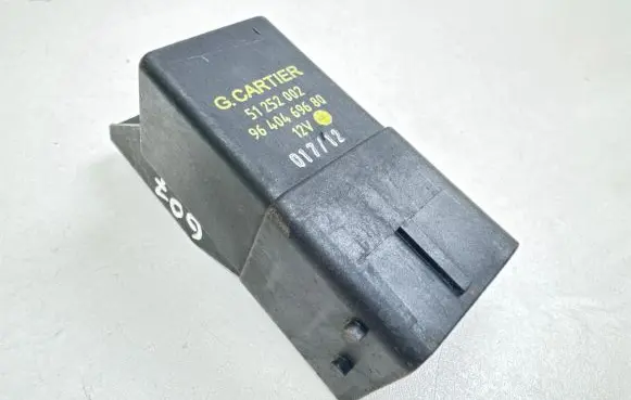 Peugeot 607 Glow plug pre-heat relay 9640469680 51252002