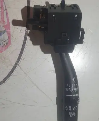 Hyundai Santa Fe Wiper control stalk 202004725