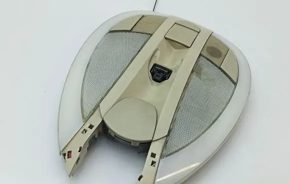 Mercedes-Benz E W211 Front seat light A2118205401 A2118213551