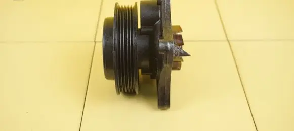 Opel Corsa E Water pump 12635767 26SP32