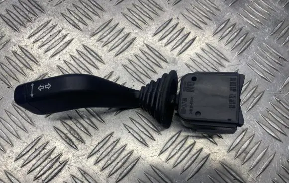 Opel Astra G Indicator stalk 90560991 90560990 12263700