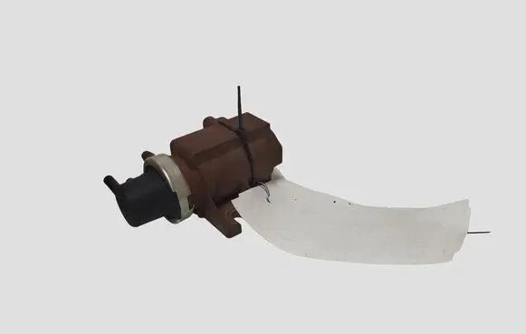 Citroen C4 I Picasso Turbo solenoid valve 9652570180