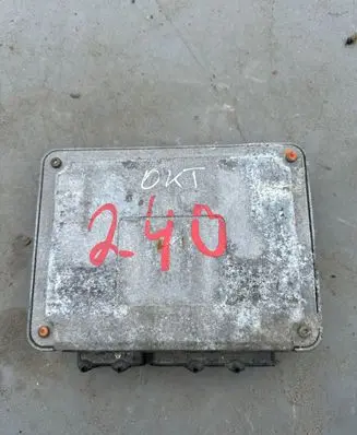 Skoda Octavia Mk1 (1U) Engine control unit/module 6160026011