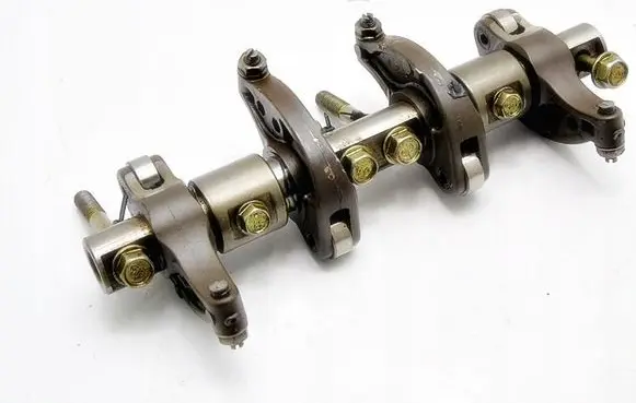 Subaru Legacy Engine head EJ25
