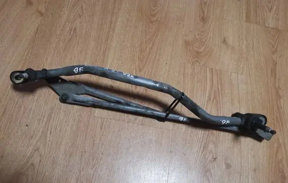 Audi A5 8T 8F Front wiper linkage 
