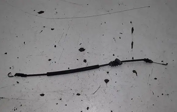 Volkswagen Golf IV Front door cable line 
