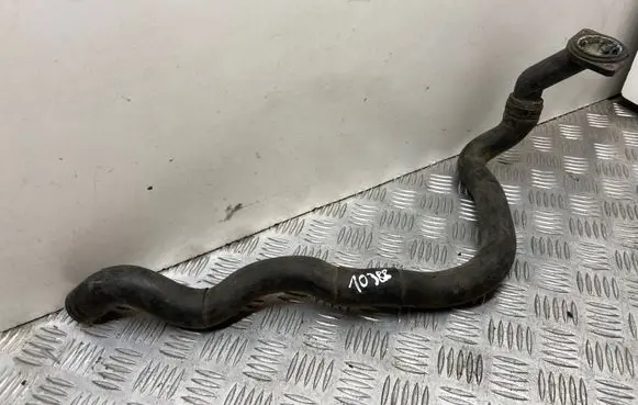 Volkswagen PASSAT B6 Engine coolant pipe/hose