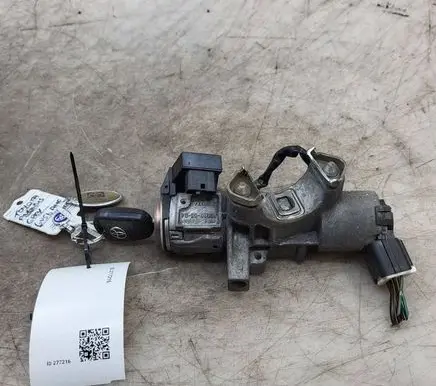 Toyota Avensis T250 Ignition lock 45000504