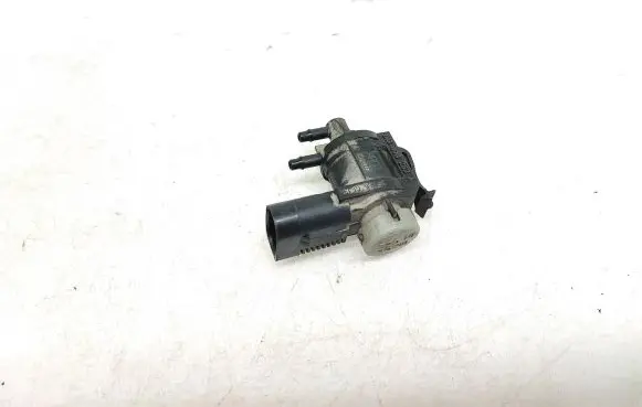 Volkswagen Caddy Turbo solenoid valve 1K0906283A