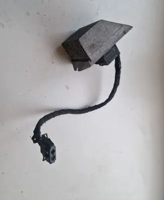 Volkswagen Polo Coolant fan relay 6Q0907521