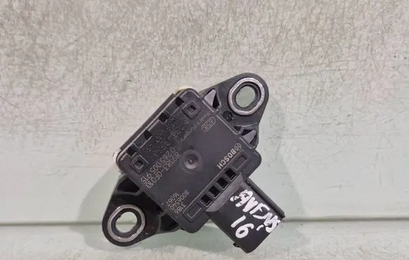 Toyota Avensis T270 ESP acceleration yaw rate sensor 891830F010 0265005915