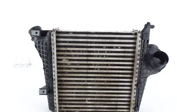 Audi Q7 4M Intercooler radiator 40145804BR