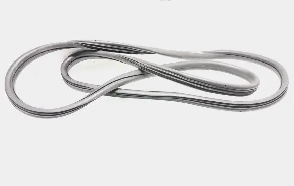Citroen Berlingo Rubber seal sliding door (on door) 9817494680