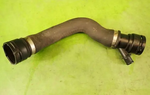 BMW X3 E83 Engine coolant pipe/hose 3401563