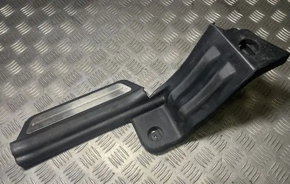 Hyundai Terracan Rear sill trim cover 84280H1002