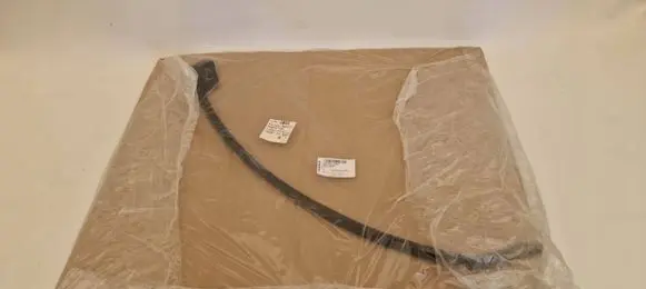 Audi A6 S6 C8 4K Front door rubber seal 4K0839718A