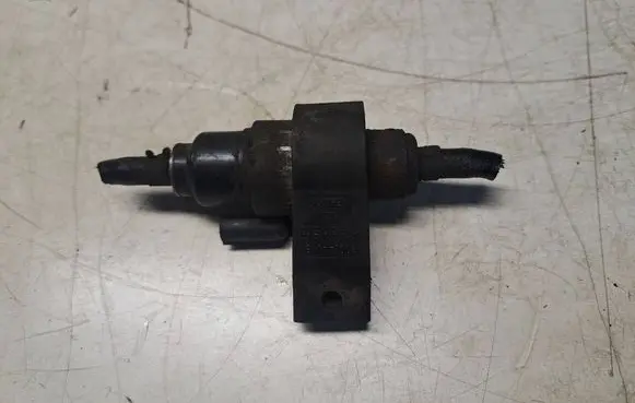 Land Rover Range Rover Sport L320 Webasto circulation pump for autonomous heater 9001441B