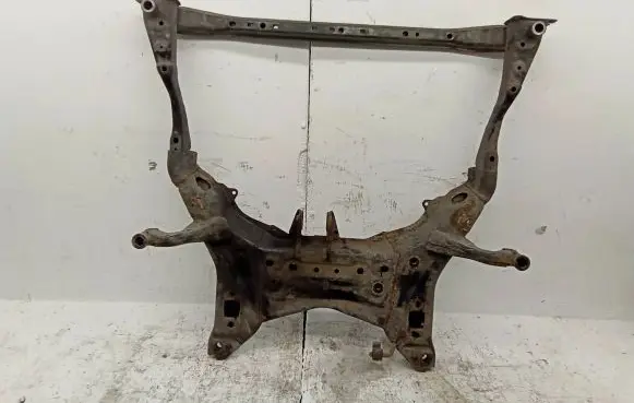Mazda 3 III Front subframe