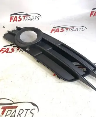 Audi A6 C7 Front fog light trim/grill 4G0807682G