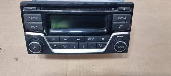 Nissan Juke I F15 Radio/CD/DVD/GPS head unit 28185BV80A