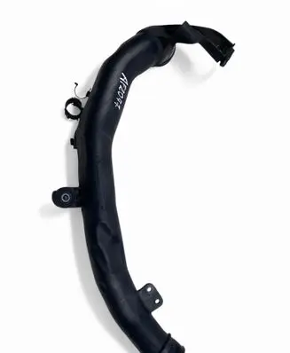 Volkswagen PASSAT B7 Intercooler hose/pipe 1K0145840AC