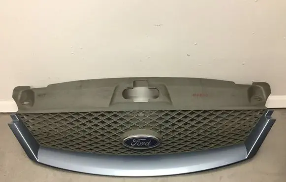 Ford Mondeo Mk III Front bumper upper radiator grill 1S7X-8A133-AK 1S7X8A100AK